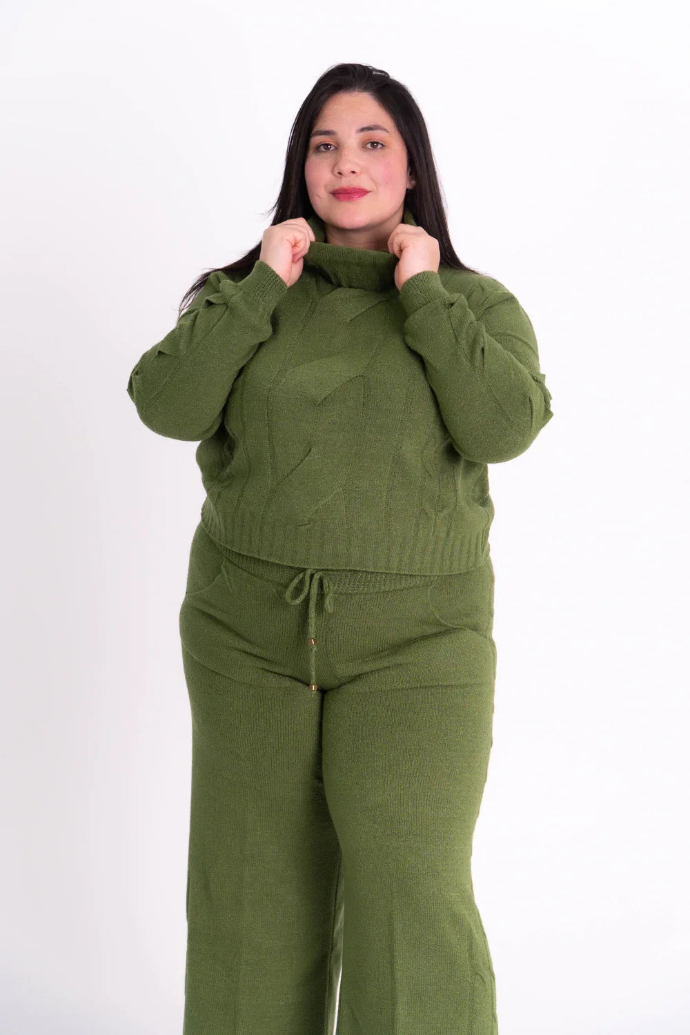 Conjunto Pantalona Gola RolĂȘ Tranças
