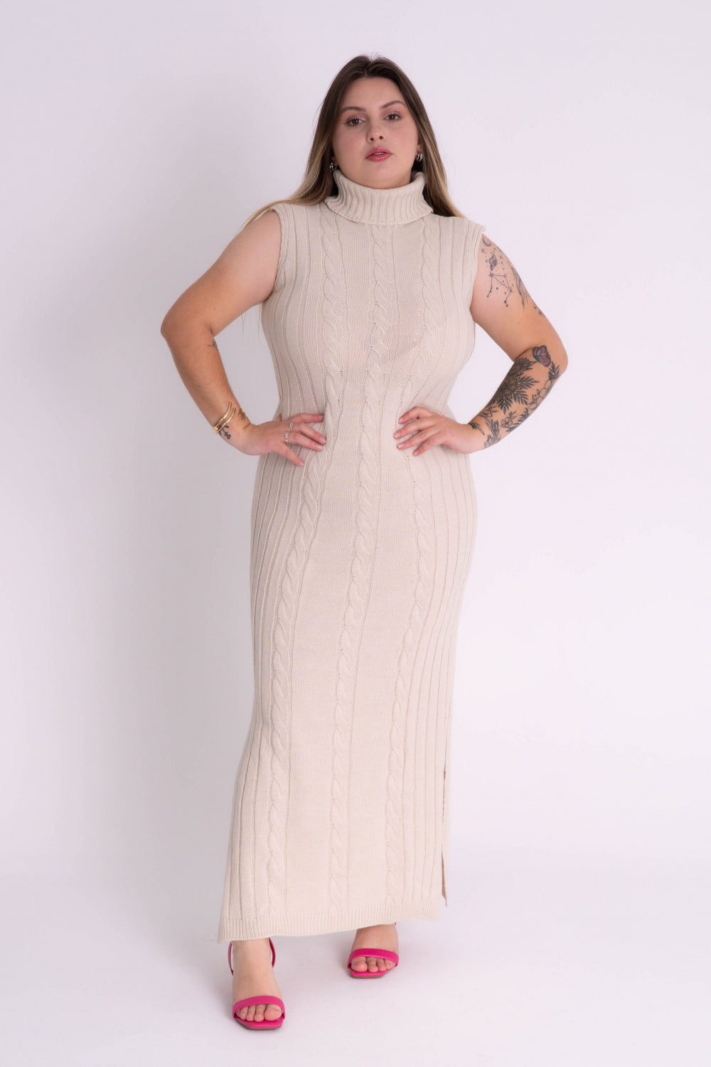 Vestido de Tricot Longo Sem Mangas com Gola Alta