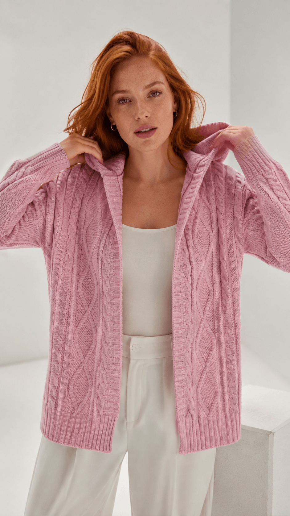 Cardigan Trançada com Capuz
