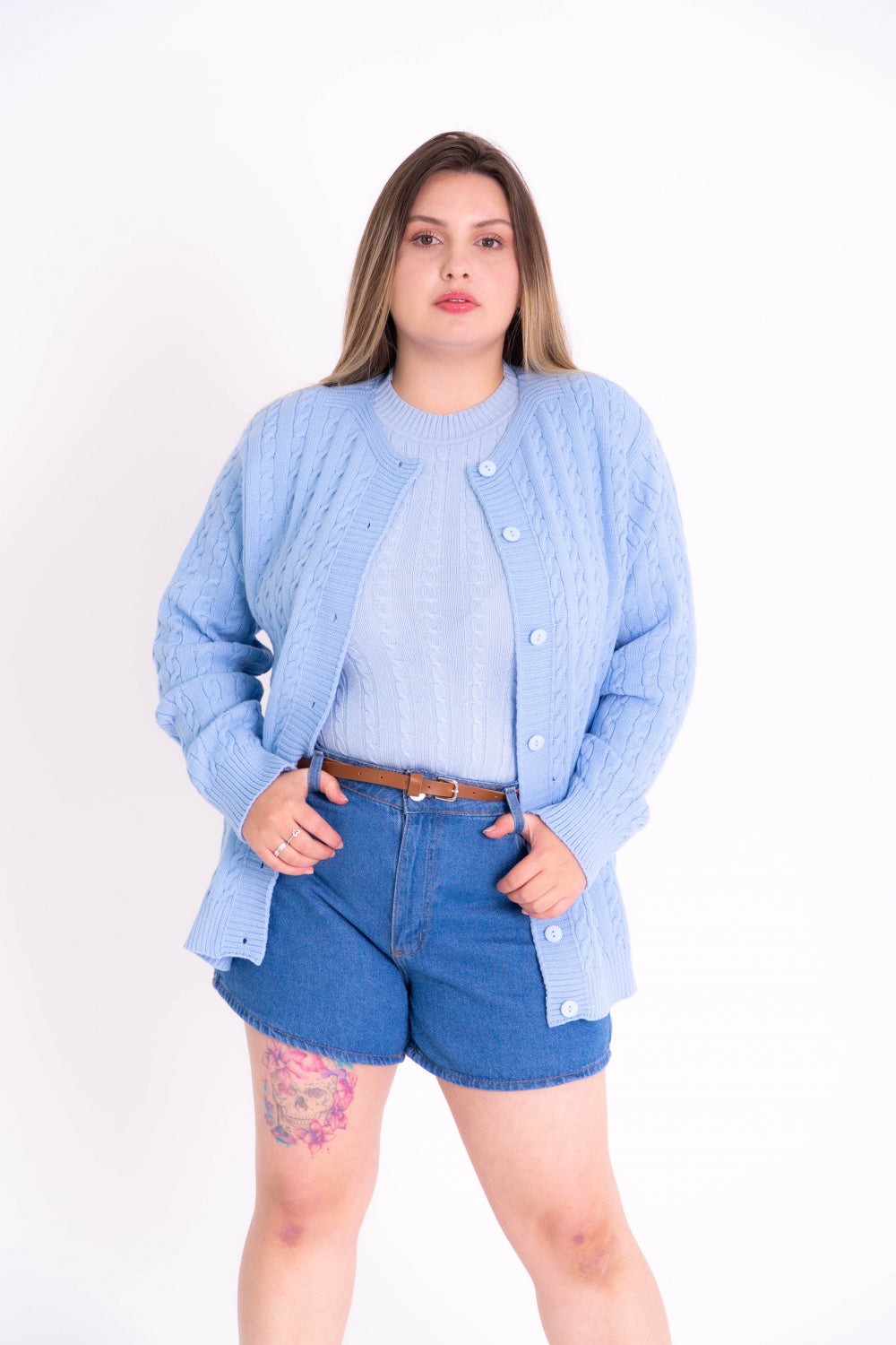 Casaco de Tricot Feminino com Botões Plus Size