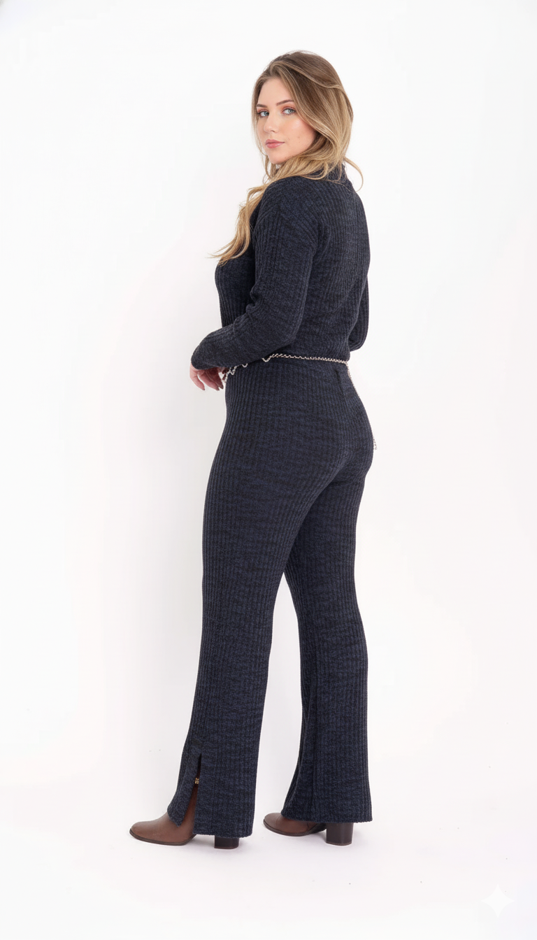 Conjunto Cropped e Calça Fenda na Barra