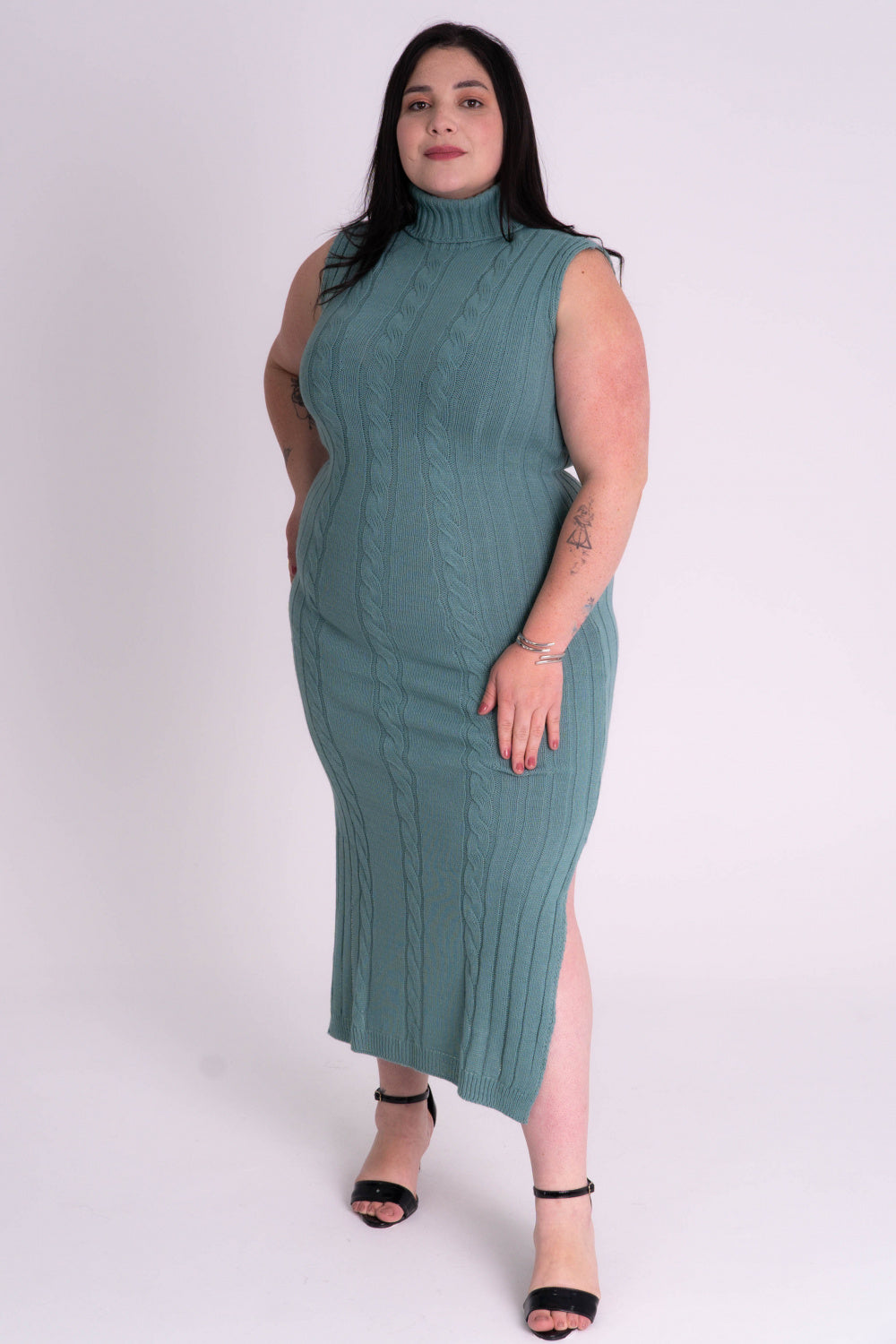 Vestido de Tricot Longo Sem Mangas com Gola Alta